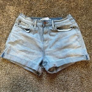 Signature by Levi Strauss light wash mom shorts